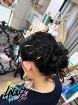 ラグズ 茅ヶ崎(LAGUZ)&nbsp;【ヘアセット】 パールピンで魅せる大人ルーズシニヨン