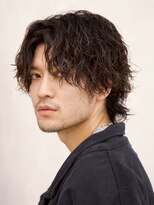 ルーシー 名古屋栄(LUCEY) センターパートニュアンスパーマフェザーパーマ波巻きパーマ
