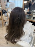 赤み消し　柔らかいベージュカラー　レイヤーカット