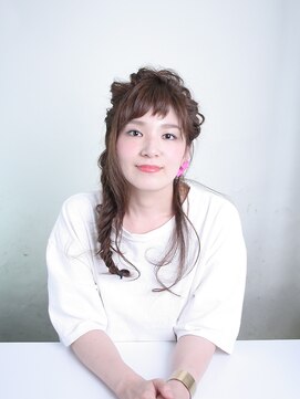 トレパルッキエーレサカイ(tre parrucchiere sakai) [-tre-] エフォートレスロングarrange