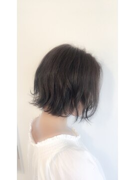 カフネ(CAFUNE) 外ハネボブ×イルミナブルー