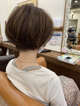 アール 北千住店(ar) 丸みショートボブ