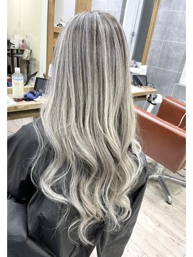 ジゼル(gisele) (稲毛)パールベージュバレイヤージュ