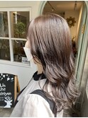 透明感たっぷり◎ラベンダーグレージュ
