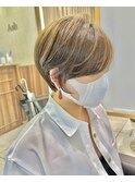 アッシュベージュ×コンパクトショート