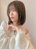 ユーリー(juurii)&nbsp;顔まわりが上品なミディアムツヤ感ボブ