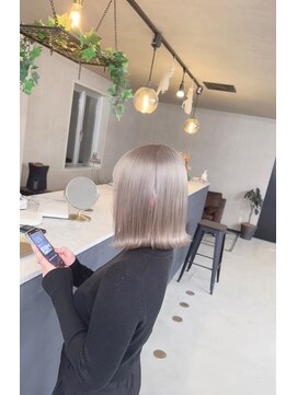 スティーロ(steelo) ホワイトシルバーベージュ