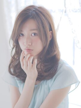 オジコロジ(ojiko.roji) ☆月曜営業☆ojiko..大人可愛いゆるふわセミロング２