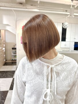 テテ(TETE) ボブ/縮毛矯正