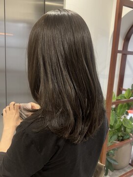 ソピ バイ インビテーション(sopi by invitation) オリーブベージュ(オリーブ多め)/グレージュ/オリーブカラーrina