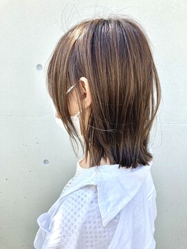 カノラ(CANORA) 柔らかな質感のニュアンスストレート