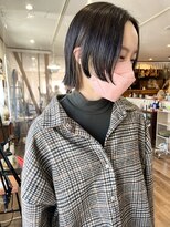 ホワイト(WHITE HAIR@NICOLA)&nbsp;個性的ボブ