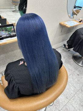 シカ 神戸三宮元町店(Cica) ブルー　ブリーチ　ネイビーブルー　ダブルカラー　　三宮