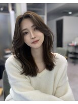 シェス 梅田茶屋町(shes)&nbsp;10代20代30代くびれミディアムレイヤーカット
