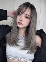 レア 新越谷(LEA) ナチュラルストレートレイヤー × シルバーグレージュ