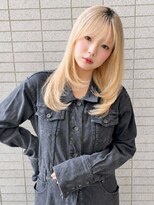 リア トーキョー(Lia TOKYO) 【工藤武士】柔らかブロンドベージュの上品ロングワンカールヘア