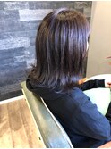 透明感暗髪 ネイビーカラー 外ハネボブ