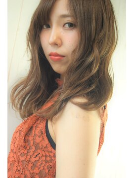 アンカー バイ ラフ(anchor by Laf) 小顔ひし形シルエットおフェロロブ