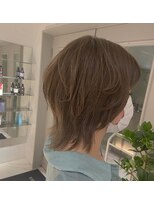 外ハネウルフ レイヤーカット