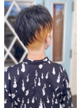 ランダーブルー(LANDER BLUE) 刈り上げショート/大人ショート/くせ毛ショート/個性派ショート