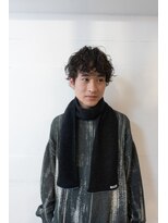 イーズ(e's)&nbsp;野暮ったさと可愛さがミックスしたメンズパーマ　Genta