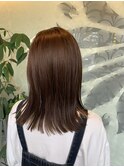 シナモンベージュ／ツヤツヤストレート／切りっぱなし