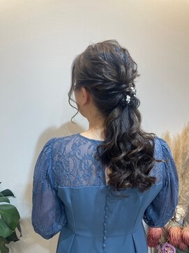 ヘアコレクション アンジュ(Hair collection Unge) ローポニー