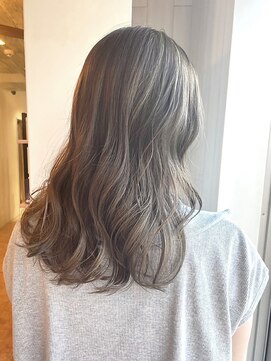 ディフィーノ 赤坂(DIFINO) 透明感グレージュ/セミロング