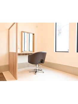 【カット専門店 ￥1800(税込)】実力派スタイリストが理想のスタイルをご提供☆プチプラでも技術に妥協無し!