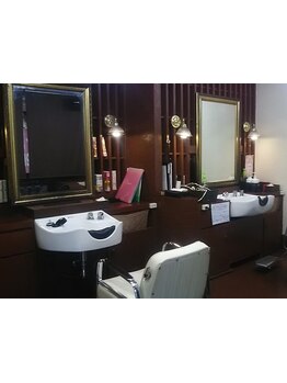 【沖縄市松本】女性スタイリストのみの少人数サロン♪カウンセリング～仕上げまで丁寧にご対応します！