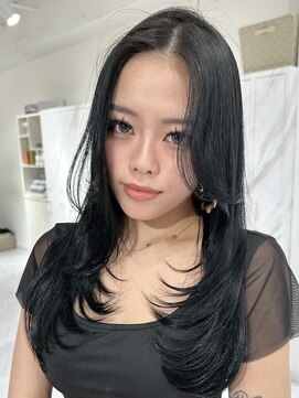 ヨロ 上野(YOLO) ハイライトカラーミルクティーベージュレイヤーカット