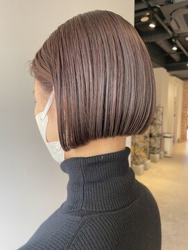 グーム(goom.) 大人可愛いミニボブ◎30代40代前下がりコーラルピンク