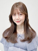 レア 表参道(L'ea)&nbsp;大人ガーリーダークアッシュ似合わせカットミディアムレイヤー