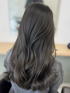 オットット(OttottO) 赤み消しオリーブグレージュ