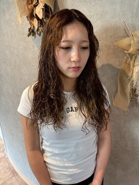 パーミル ヘア クマモト(permille ‰ hair Kumamoto) スパイラルパーマ×ハイライト