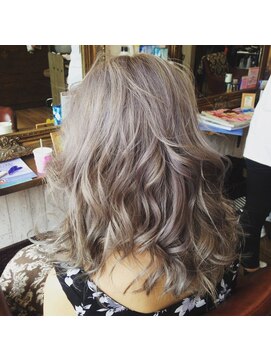 フリーク 土浦店(FREAK) クリア　グレイ