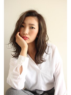 アレクサンドルオブカラーズカナザワ(ALEXANDRE OF COLORS KANAZAWA) グレージュ