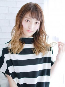 ヘアメイク ナル(hair make nalu) ショートバングのミックスカールスタイル