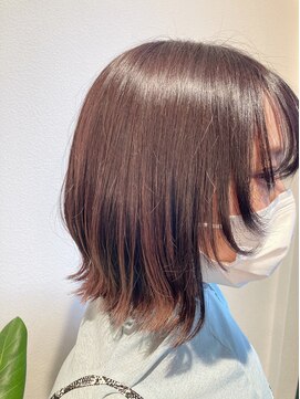 キー(KEY) ピンク髪のボブウルフ