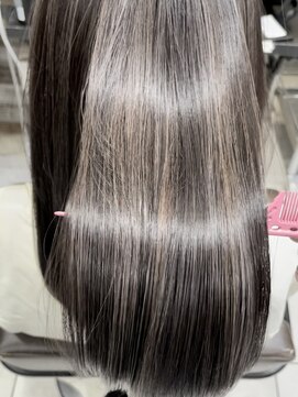 トルネード(TORNADO) 韓国風艶髪ストレート LAケラチントリートメント 美髪　M531