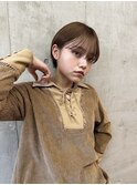 マッシュショート　ベージュ　ショートヘア　小顔