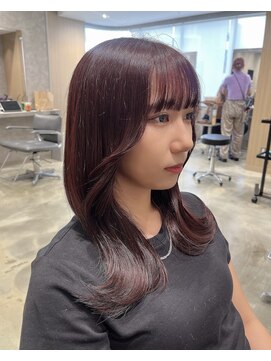 ユーフォリア 新宿通り(Euphoria) 10代20代/ピンクカラー/ミディアムヘア