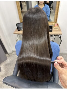 ミント 鳳(Mint.) 20代 30代 40代 ロング ミルクティアッシュ グレーベージュ 美髪