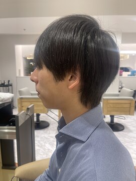 e.m.a プレミアムビューティーサロン 栄駅店(e.m.a PREMIUM BEAUTY SALON) ナチュラルメンズカット