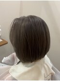 グレーカラー