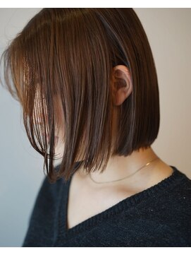 プレッジ(pledge) 髪が柔らかくみえるカラー×ボブ
