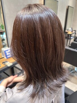 アオ 南浦和(ao.) 外ハネ/顔周りレイヤー/小顔レイヤー/韓国