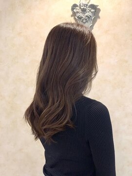 リアンバイルシア(Lien by lucia) アッシュグレージュ