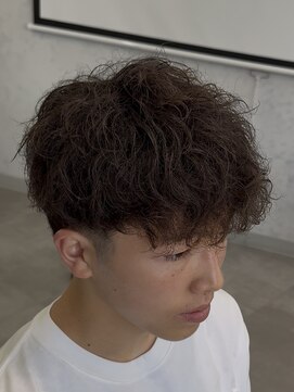 ウノ(U.No.) 癖を活かしてスッキリ