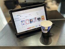 充実のおもてなしも大好評【ドリンクと電子書籍】のサービスあり、贅沢な美容室タイムをお過ごし下さい(栄)